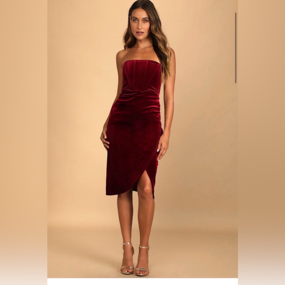 Lulu's Deep Red Corset Velvet Zippered Dress